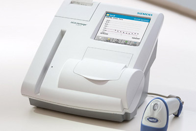 HbA1c(ヘモグロビンエーワンシー)検査機器の画像