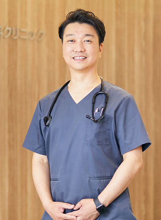 院長 小内 靖之